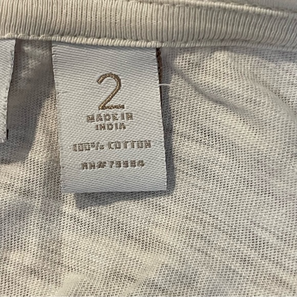 ♥ Weekends by Chico's Animal Print Beaded Shirt in Silver and Gray size 2 - Picture 6 of 8